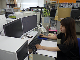 補償グループ　樋口